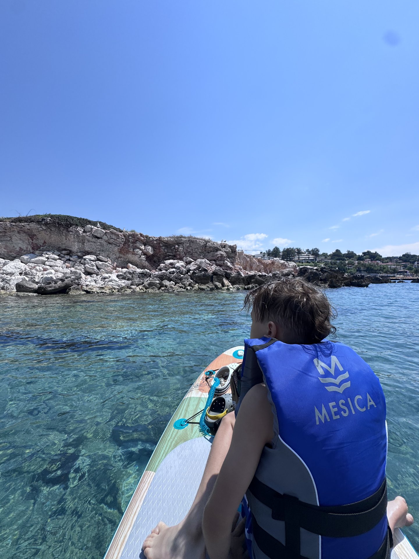 Dikili'de SUP board kiralama — Bergama yakınında Ege stand up paddle, PinkApple