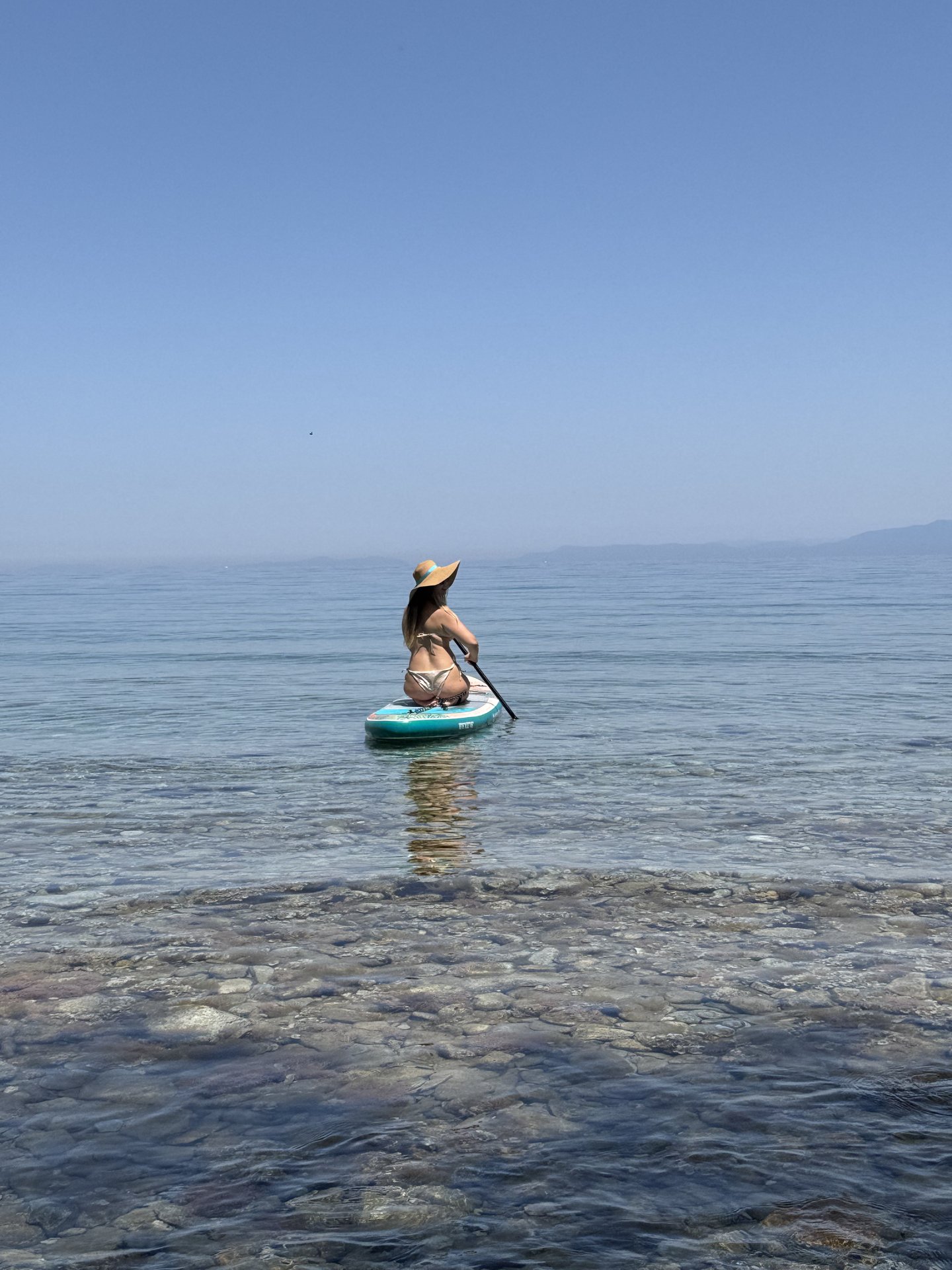 Çeşmealtı'nda SUP board kiralama — Çeşme yarımadasında stand up paddle, PinkApple